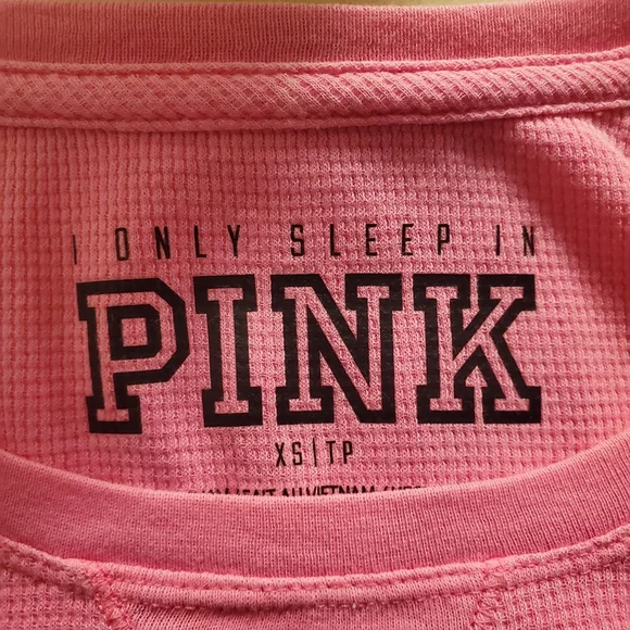 Pink Victorias Secret top - Picture 3 of 5